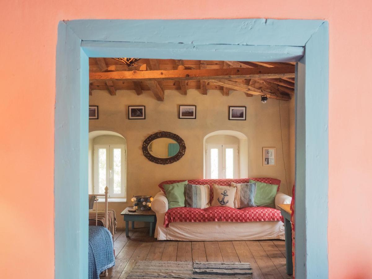Vintage Stone-Built Country Cottage In Richea Kouloureika Εξωτερικό φωτογραφία